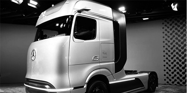 戴姆勒卡車公司表示，氫電池是未來的發(fā)展方向