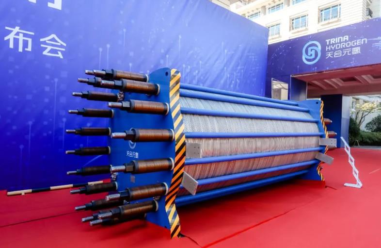 天合元?dú)洹疤烨妗眽A性電解槽實(shí)現(xiàn)能效性能雙突破！.jpg